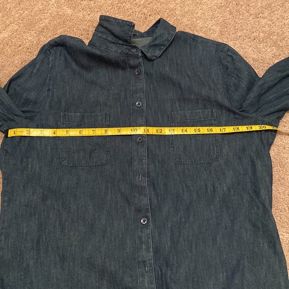 LOFT denim button down - Picture 4 of 5
